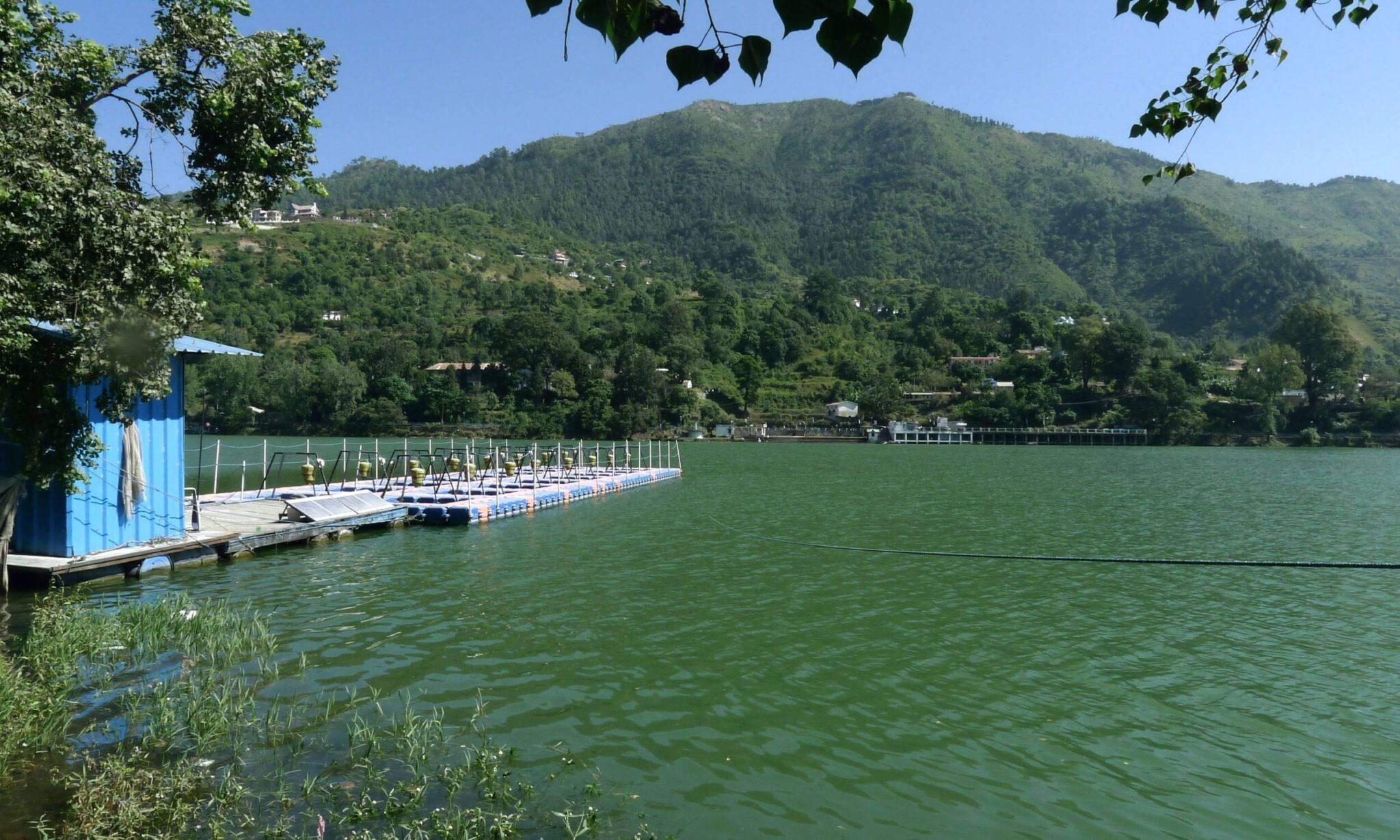 Dehradun to  Nainital Cabs