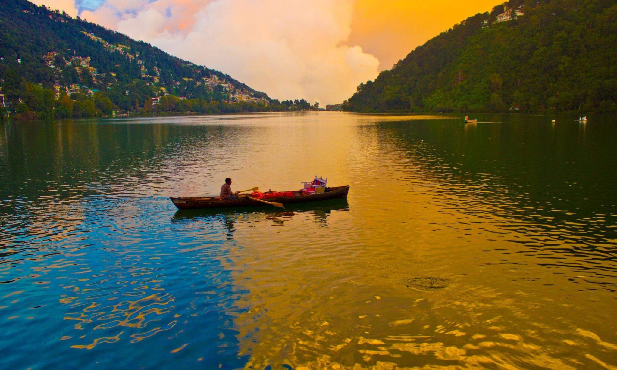 Dehradun to  Nainital Cabs